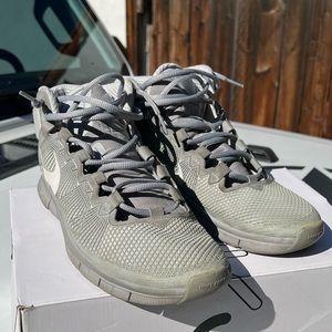 Nike Free Trainer 3.0 Mid Shield “Pure Platinum” Men’s Sz 12